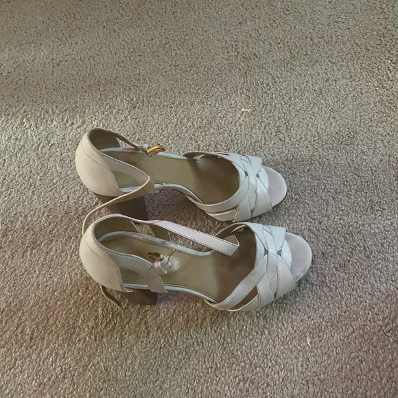 Women’s Gucci sneakers gently worn